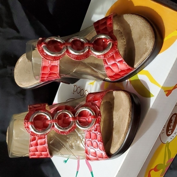 DR SCHOLLS AVALON PINK CROCADILE HEELS - Picture 2 of 8